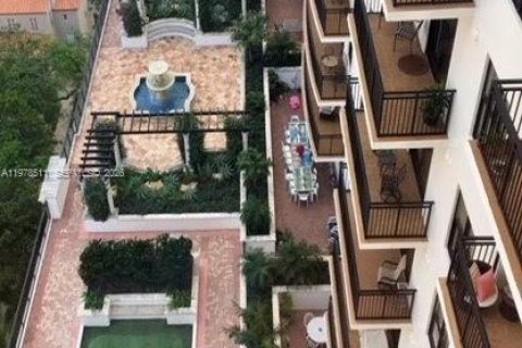 Copropriété à vendre à Coral Gables, Floride: 2 chambres, 107.02 m2 № 2059085 - photo 27