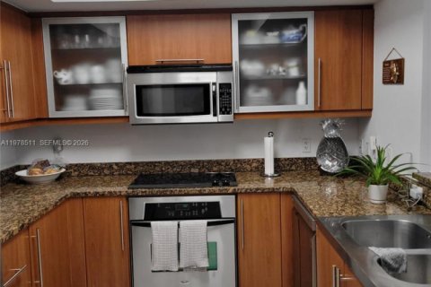 Copropriété à vendre à Coral Gables, Floride: 2 chambres, 107.02 m2 № 2059085 - photo 6