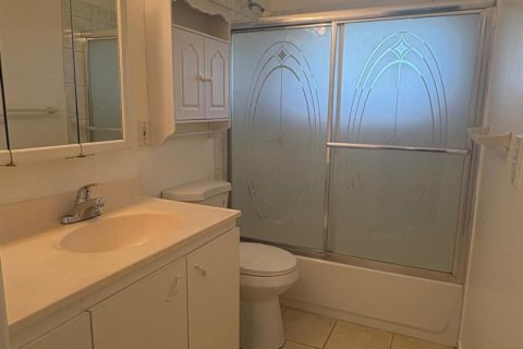 Copropriété à vendre à West Palm Beach, Floride: 2 chambres, 84.54 m2 № 2179040 - photo 10
