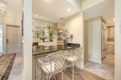 Villa ou maison à vendre à Sarasota, Floride: 3 chambres, 298.87 m2 № 2419735 - photo 5
