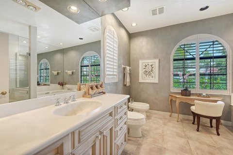 Villa ou maison à vendre à Sarasota, Floride: 3 chambres, 298.87 m2 № 2419735 - photo 25