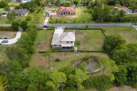 Casa en venta en Loxahatchee Groves, Florida, 4 dormitorios, 252.6 m2 № 1180329 - foto 1