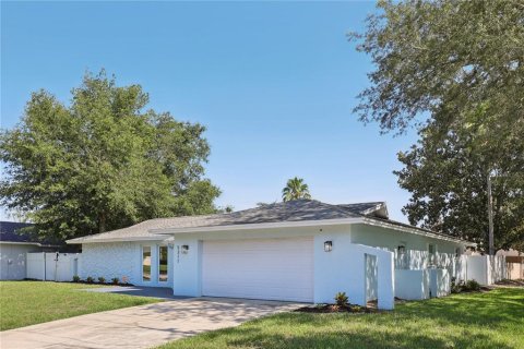 Casa en venta en Orlando, Florida, 4 dormitorios, 162.67 m2 № 2203673 - foto 3