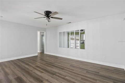 Casa en venta en Orlando, Florida, 4 dormitorios, 162.67 m2 № 2203673 - foto 21