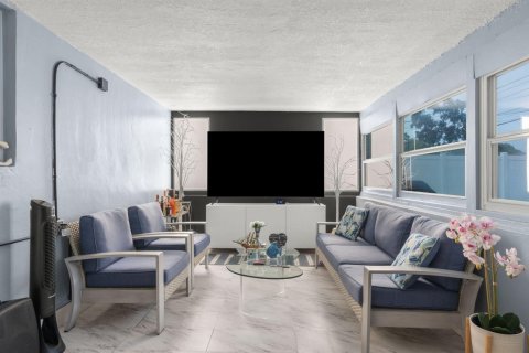 Villa ou maison à vendre à Hollywood, Floride: 3 chambres, 137.03 m2 № 2400846 - photo 22