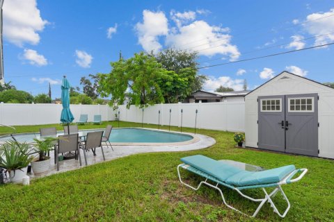 Villa ou maison à vendre à Hollywood, Floride: 3 chambres, 137.03 m2 № 2400846 - photo 27