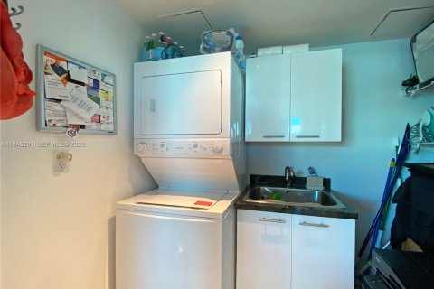 Снять в аренду кондоминиум в Форт-Лодердейл, Флорида 1 спальня, 136.1м2, № 2002404 - фото 12