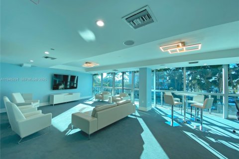Снять в аренду кондоминиум в Форт-Лодердейл, Флорида 1 спальня, 136.1м2, № 2002404 - фото 23