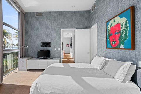 Condo in Miami Beach, Florida, 1 bedroom  № 1711174 - photo 16