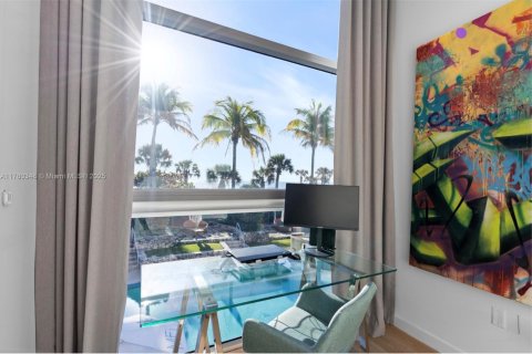 Condo in Miami Beach, Florida, 1 bedroom  № 1711174 - photo 8