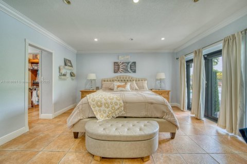 House in Miami, Florida 3 bedrooms, 167.22 sq.m. № 1784239 - photo 26
