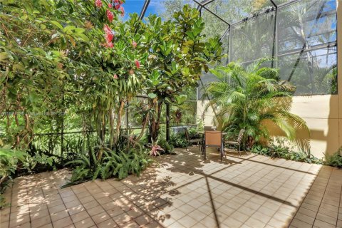 Condo in Doral, Florida, 2 bedrooms  № 1926757 - photo 5