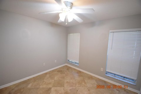 Villa ou maison à louer à Wesley Chapel, Floride: 3 chambres, 141.68 m2 № 2400170 - photo 30
