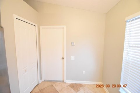 Villa ou maison à louer à Wesley Chapel, Floride: 3 chambres, 141.68 m2 № 2400170 - photo 15