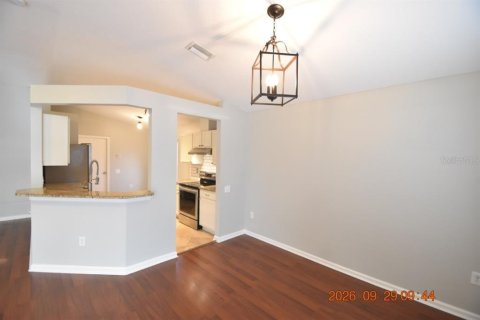 Villa ou maison à louer à Wesley Chapel, Floride: 3 chambres, 141.68 m2 № 2400170 - photo 10