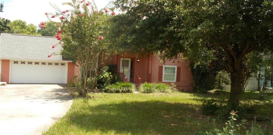 Casa en Gainesville, Florida 4 dormitorios, 174.47 m2 № 1675307