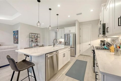 Villa ou maison à vendre à Sarasota, Floride: 3 chambres, 216.83 m2 № 2398544 - photo 15