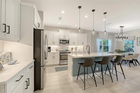 Villa ou maison à vendre à Sarasota, Floride: 3 chambres, 216.83 m2 № 2398544 - photo 6