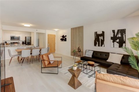 Copropriété à vendre à Miami, Floride: 3 chambres, 114.46 m2 № 1819770 - photo 6