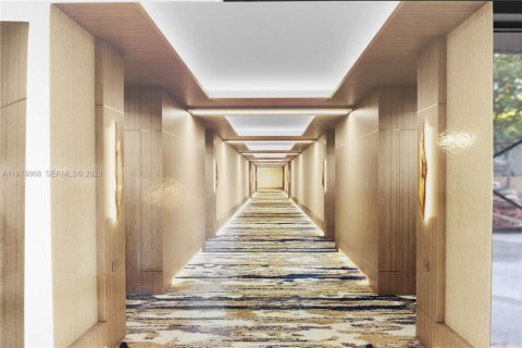 Condominio en venta en Bal Harbour, Florida, 1 dormitorio, 94.67 m2 № 2044559 - foto 30