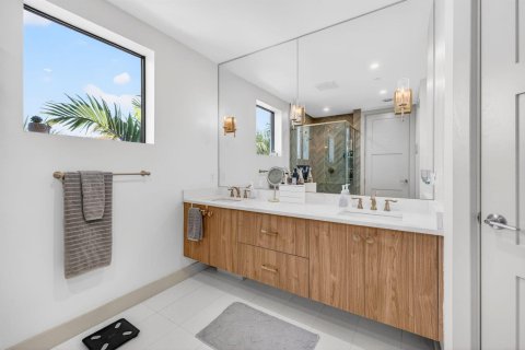 Townhouse in Fort Lauderdale, Florida 3 bedrooms, 202.99 sq.m. № 2390595 - photo 29