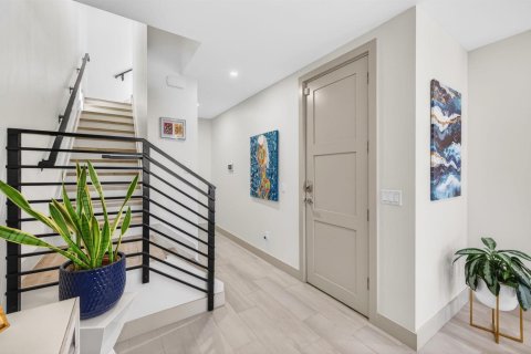 Townhouse in Fort Lauderdale, Florida 3 bedrooms, 202.99 sq.m. № 2390595 - photo 16