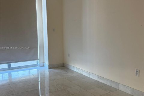 Copropriété à vendre à Miami, Floride: 1 chambre, 61.69 m2 № 2059347 - photo 15