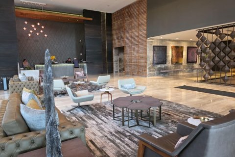 Copropriété à vendre à Miami, Floride: 1 chambre, 61.69 m2 № 2059347 - photo 4