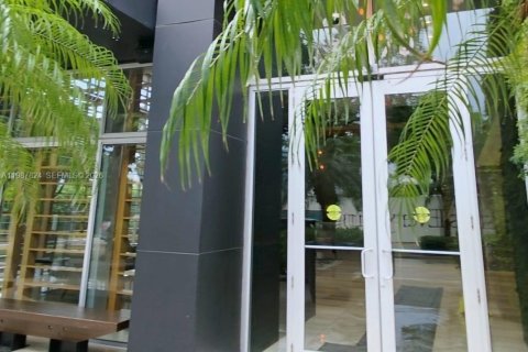 Copropriété à vendre à Miami, Floride: 1 chambre, 61.69 m2 № 2059347 - photo 3