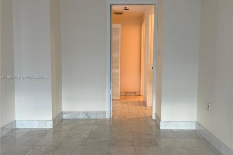 Copropriété à vendre à Miami, Floride: 1 chambre, 61.69 m2 № 2059347 - photo 14