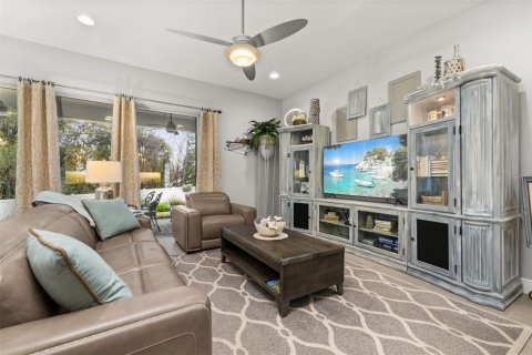 Villa ou maison à vendre à Kissimmee, Floride: 3 chambres, 182.83 m2 № 1542538 - photo 15