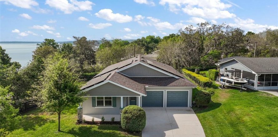 Casa en Howey-in-the-Hills, Florida 3 dormitorios, 204.76 m2 № 1620309