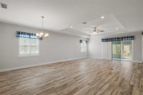 Villa ou maison à vendre à Howey-in-the-Hills, Floride: 3 chambres, 204.76 m2 № 1620309 - photo 6