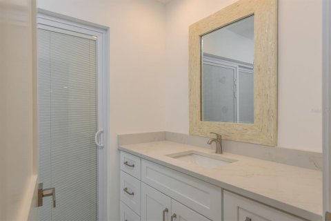 House in New Port Richey, Florida 3 bedrooms, 179.67 sq.m. № 1857679 - photo 30