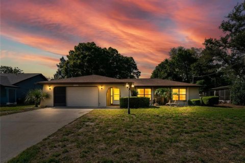 Casa en venta en Spring Hill, Florida, 2 dormitorios, 135.27 m2 № 2238180 - foto 3