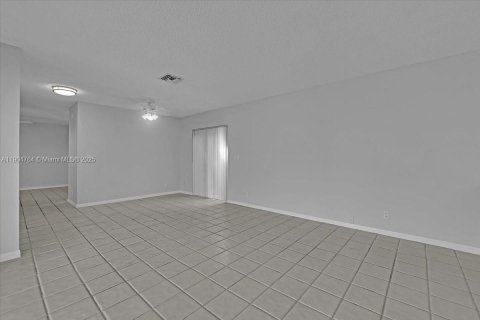 Touwnhouse à louer à Cooper City, Floride: 3 chambres, 154.78 m2 № 1956717 - photo 5