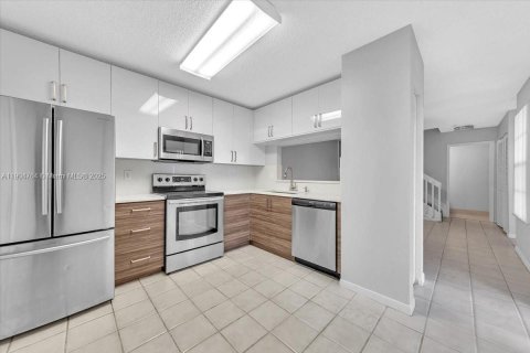 Touwnhouse à louer à Cooper City, Floride: 3 chambres, 154.78 m2 № 1956717 - photo 14