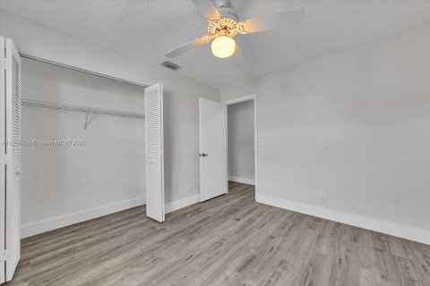 Touwnhouse à louer à Cooper City, Floride: 3 chambres, 154.78 m2 № 1956717 - photo 30