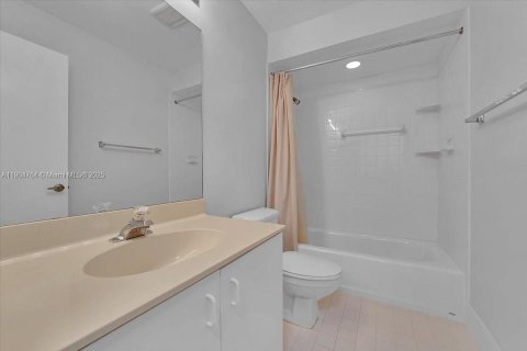 Touwnhouse à louer à Cooper City, Floride: 3 chambres, 154.78 m2 № 1956717 - photo 22