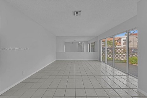 Touwnhouse à louer à Cooper City, Floride: 3 chambres, 154.78 m2 № 1956717 - photo 6