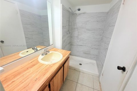 Купить кондоминиум в Пемброк-Пайнс, Флорида 2 спальни, 73.11м2, № 2001400 - фото 15