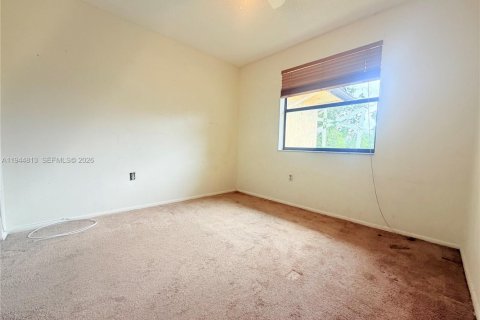 Купить кондоминиум в Пемброк-Пайнс, Флорида 2 спальни, 73.11м2, № 2001400 - фото 12