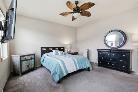 Touwnhouse à vendre à Clearwater, Floride: 4 chambres, 212.1 m2 № 2210097 - photo 24