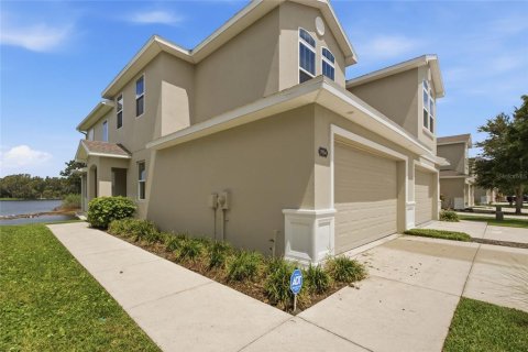 Touwnhouse à vendre à Clearwater, Floride: 4 chambres, 212.1 m2 № 2210097 - photo 3