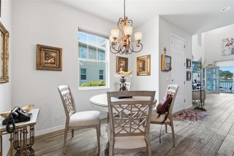 Touwnhouse à vendre à Clearwater, Floride: 4 chambres, 212.1 m2 № 2210097 - photo 13