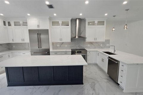Casa en venta en Sarasota, Florida, 6 dormitorios, 436.55 m2 № 1792032 - foto 7