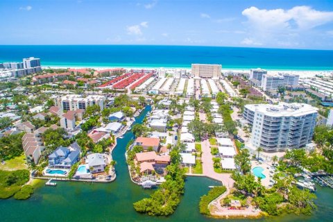 Casa en venta en Sarasota, Florida, 6 dormitorios, 436.55 m2 № 1792032 - foto 4