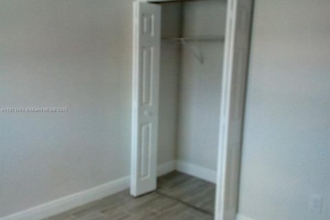 Touwnhouse à louer à Sweetwater, Floride: 3 chambres, 108.97 m2 № 1923141 - photo 7