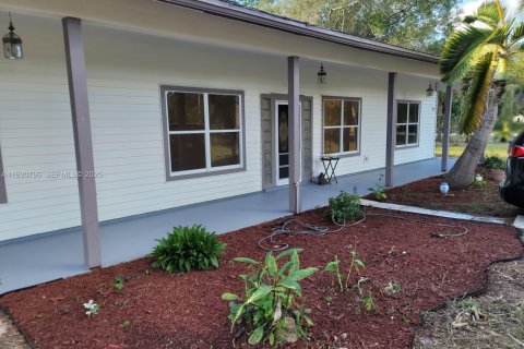 Villa ou maison à vendre à Fort Myers, Floride: 3 chambres № 1989332 - photo 21
