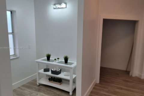 Villa ou maison à vendre à Fort Myers, Floride: 3 chambres № 1989332 - photo 23